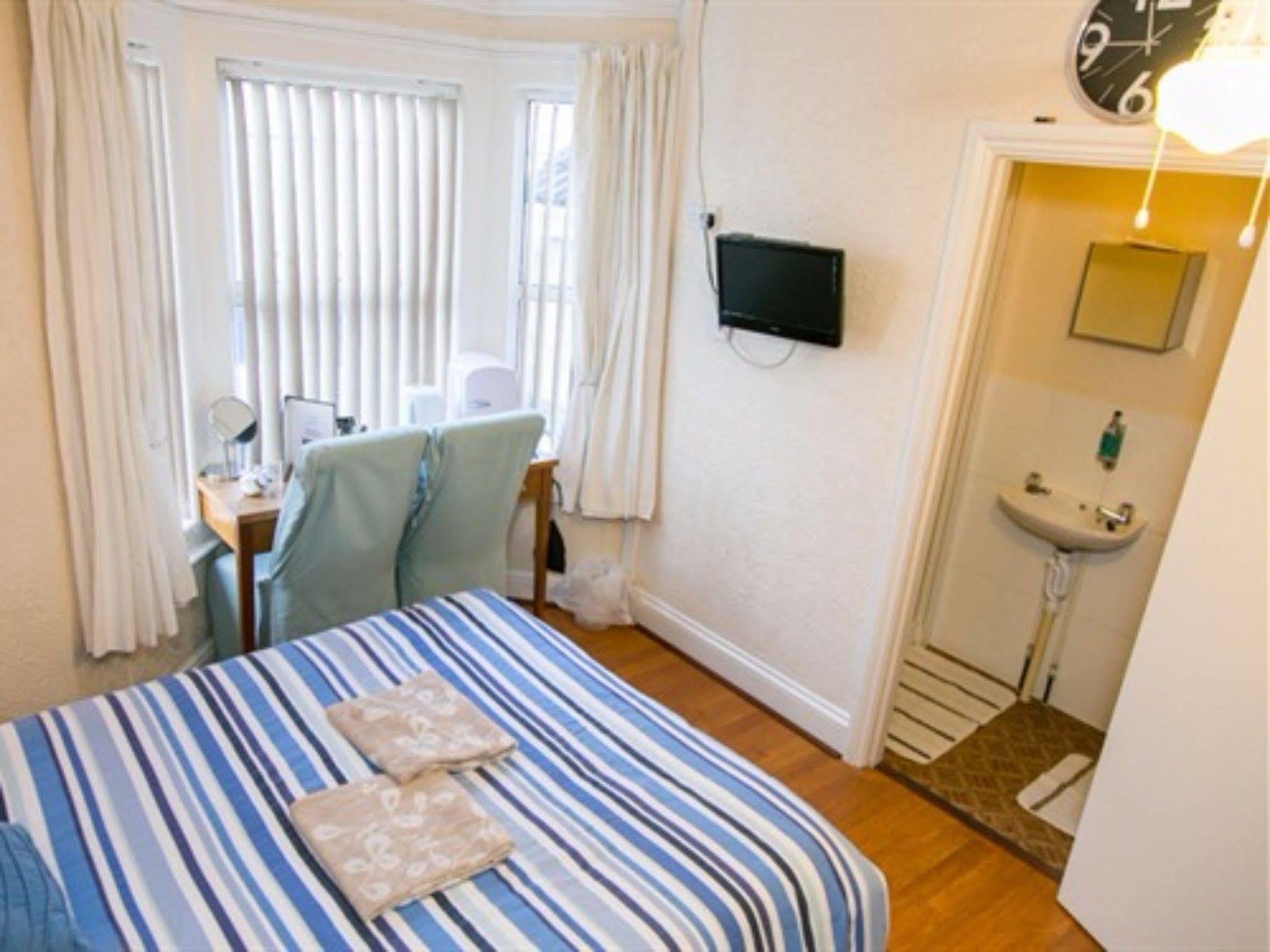 Blakeney Guest House Weston-super-Mare Exterior foto